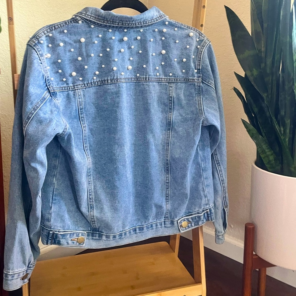 NWT Pearl denim jacket! Perfect for future brides. Size small